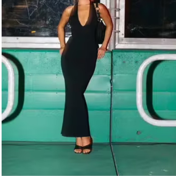 Scanlan Theodore Crepe Knit Turban Twist Gown - Picture 10 of 13